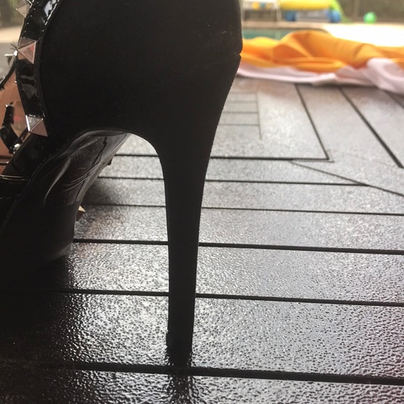 Gorgeous black heels - Picture 4 of 6